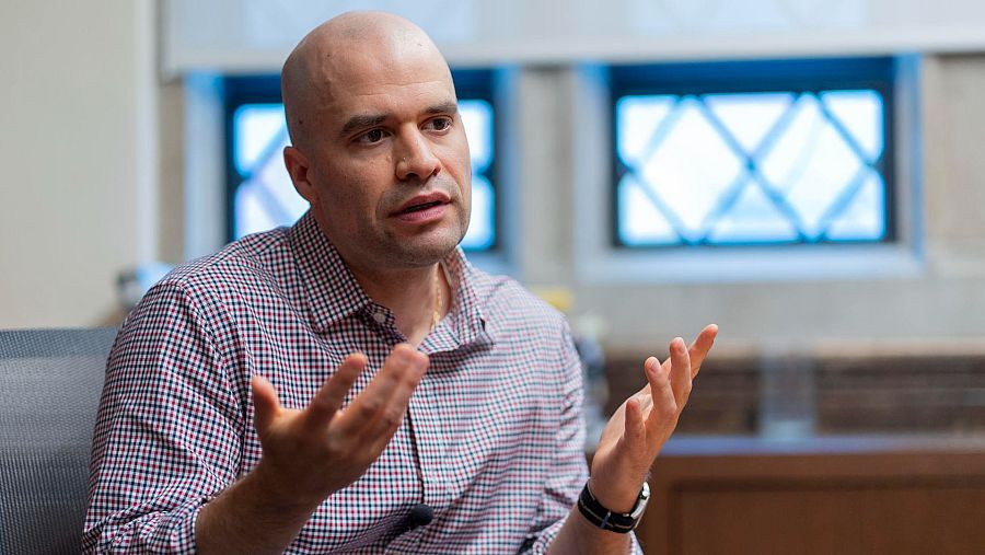 El profesor de la Universidad de Yale, Albert Laguna