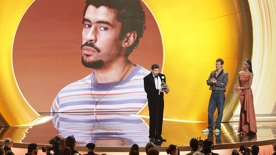 El rapero puertorriqueño Bad Bunny en los Grammy