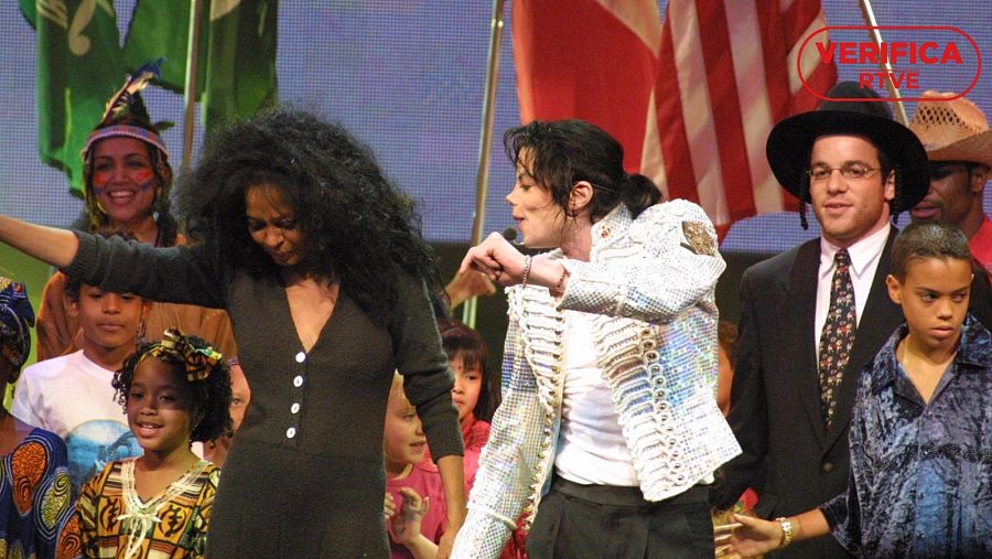 Evan, el hijo de Diana Ross, junto a Michael Jackson con la cantante en primer plano