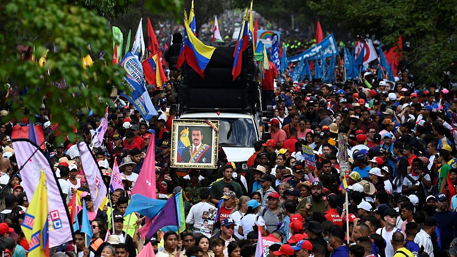 El chavismo sale a las calles en Venezuela para celebrar el Día de la Juventud