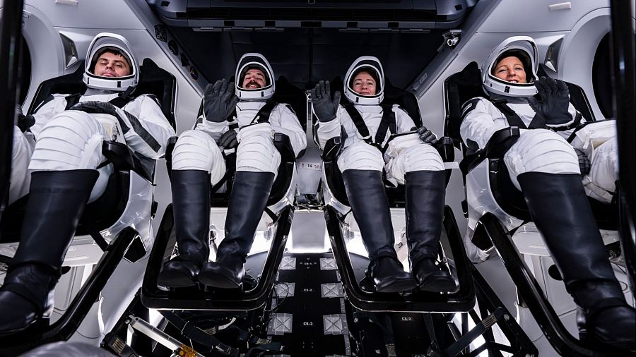 Misión tripulada Crew-12 a la Estación Espacial Internacional (EEI).