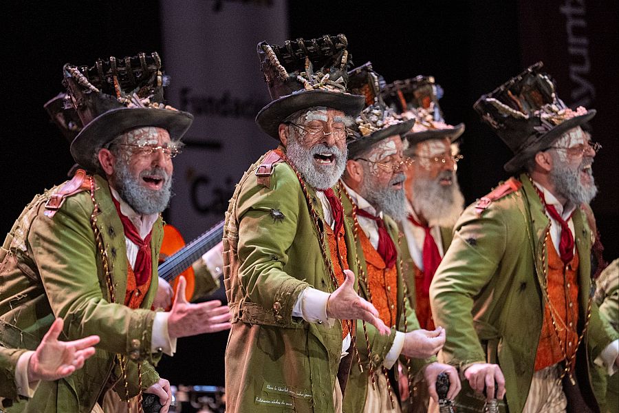 Comparsa 'Los humanos'