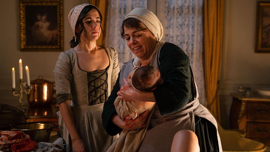 Adriana da a luz a un niño