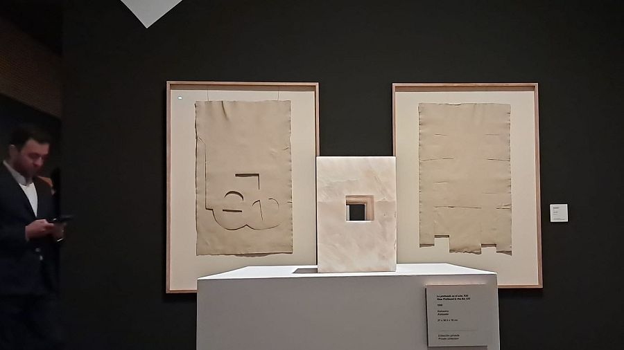 Exposición de Chillida en Conde Duque