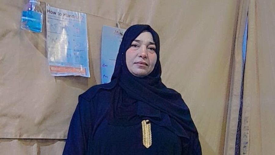 Foto de Asma, una madre que ha vuelto a Gaza para buscar a su hijo desaparecido.