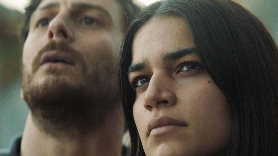 Lina Siciliano y Mario Russo comparten pantalla en 'Una femmina'.