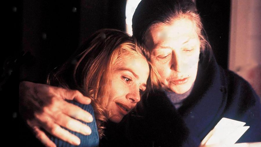 Cine con Goya: Victoria Abril y Pilar Bardem en 'Nadie hablará de nosotras cuando hayamos muerto'