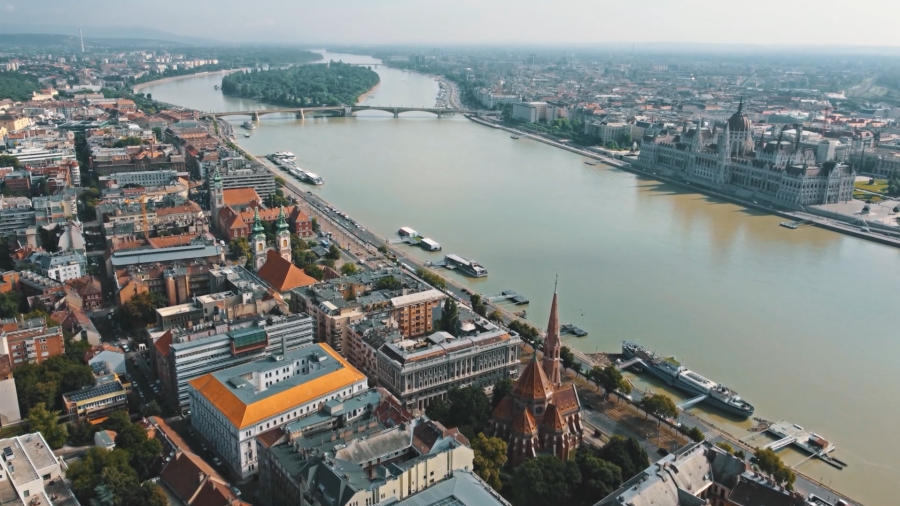 La Vuelta al Mundo en 80 Likes - Budapest