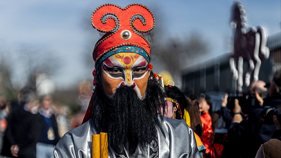 Desfile del Año Nuevo Chino en el parque Pradolongo