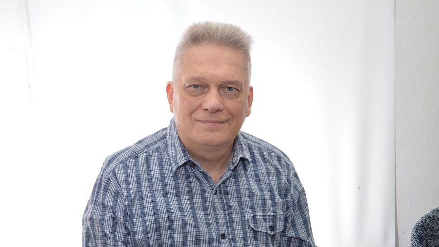 A solo 30 kilómetros de la frontera con Rusia, en Járkov, el doctor Svurepo Pavel resiste en el hospital regional.