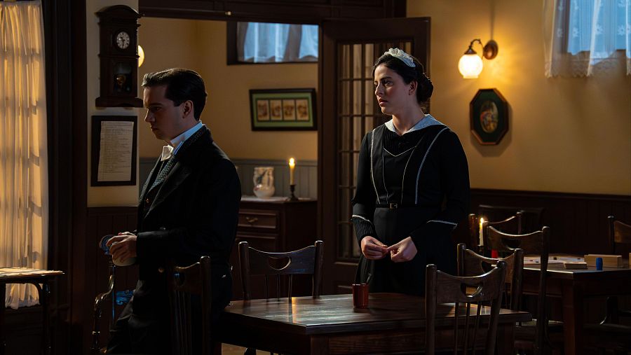 La Promesa: Santos, en shock tras el fallecimiento de su madre