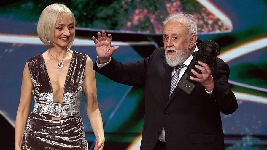 Gonzalo Suárez recibe el Goya de Honor