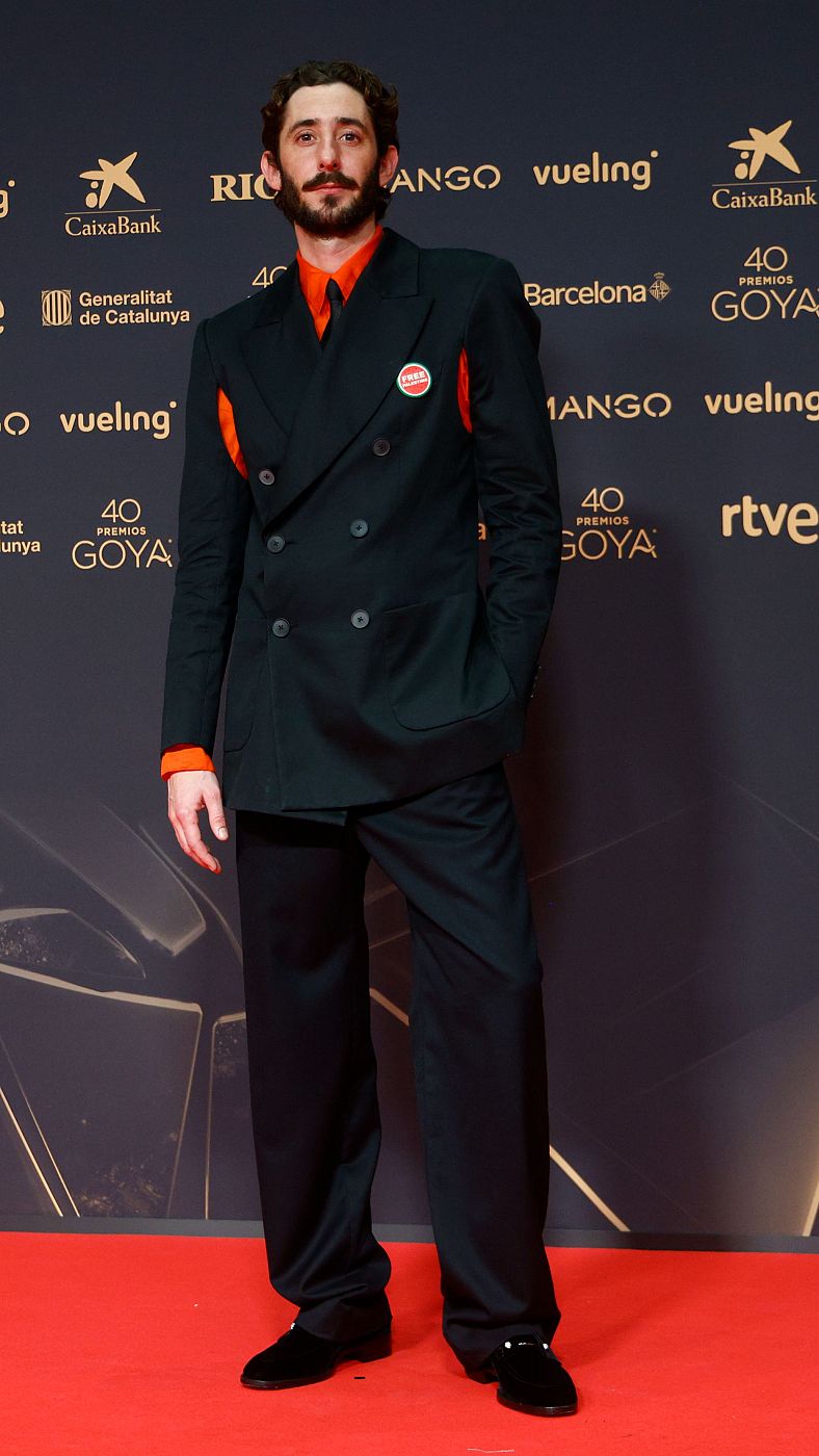 Enric Auquer en la alfombra roja de los Goya 2026