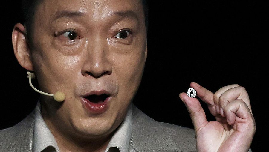 James Li, director de la junta directiva y director ejecutivo de HONOR, empresa china de electrónica de consumo, presenta 