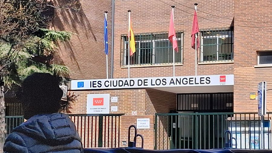 Fachada del IES Ciudad de Los Ángeles en Villaverde