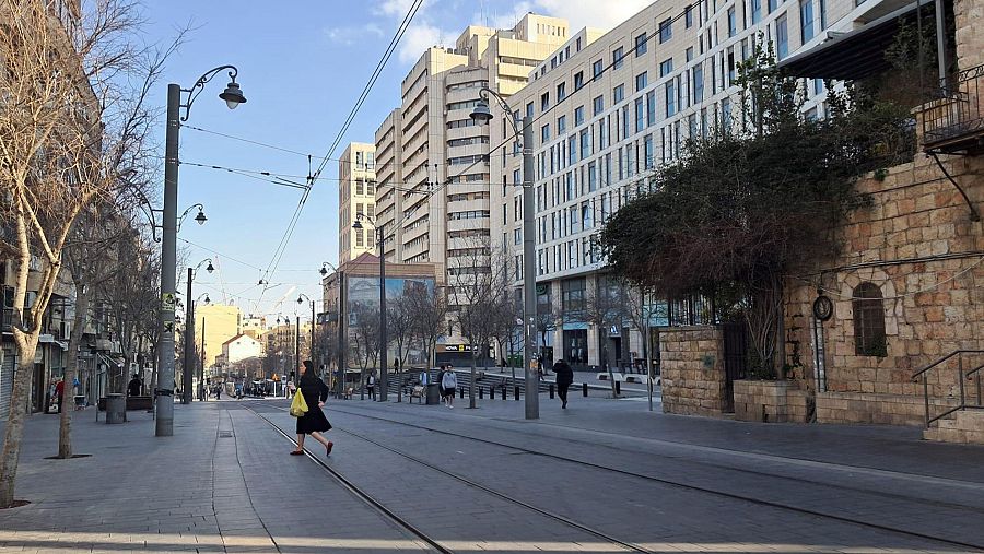 Calles vacías en el centro de Jerusalén