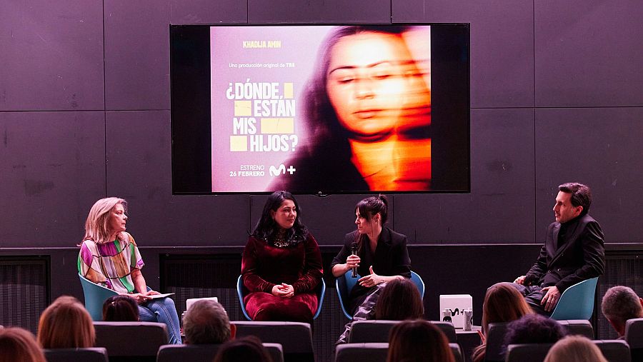 Amín y todo el equipo del documental '¿Dónde están mis hijos?'