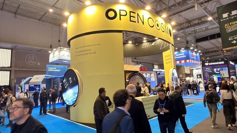 Hispasat o Open Cosmos son otras de las dos empresas relacionadas con la conectividad via satelite en el MWC