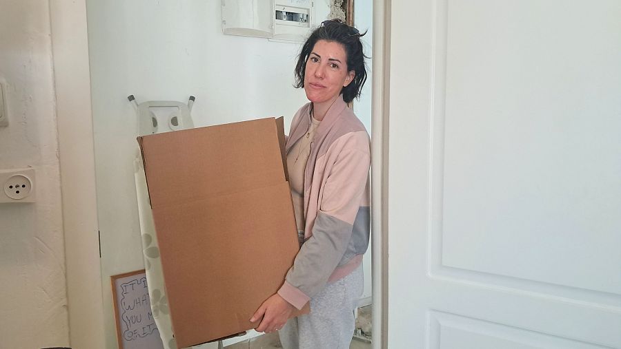 Tel Aviv vuelve a la vida con las sirenas de fondo