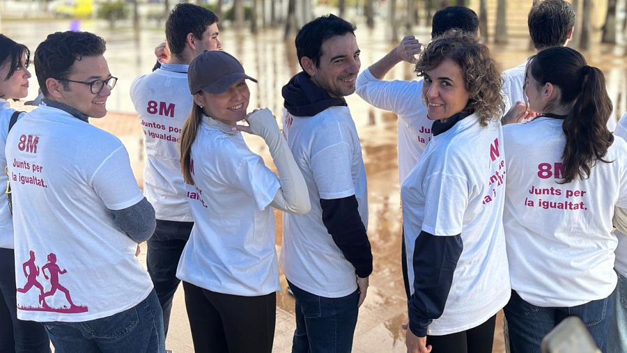 L'alcalde de Castelldefels i l'eurodiputada Dolors Montserrat participen en un acte amb militants i simpatitzants pel 8-M