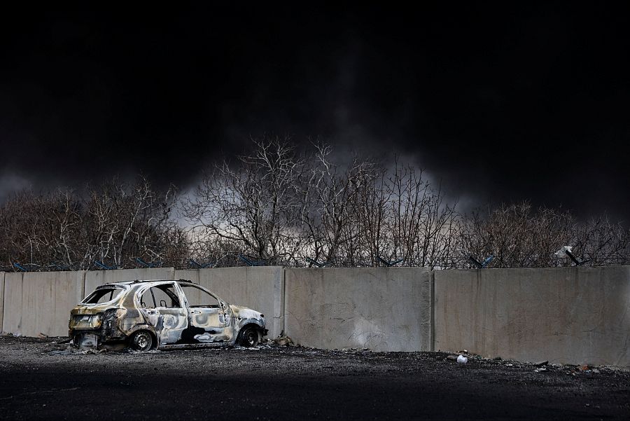 La nube tóxica cubre el cielo de Teherán tras los ataques israelíes contra instalaciones petroleras
