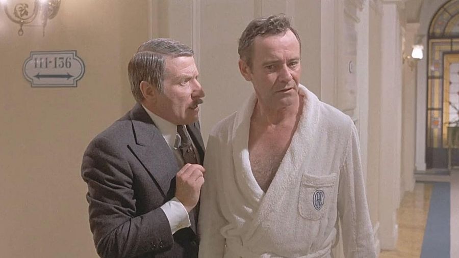 Jack Lemmon y Clive Revill en '¿Qué ocurrió entre mi padre y tu madre?'.