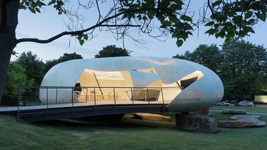Pabellón efímero Serpentine Gallery Pavilion (2014, Londres, Reino Unido).