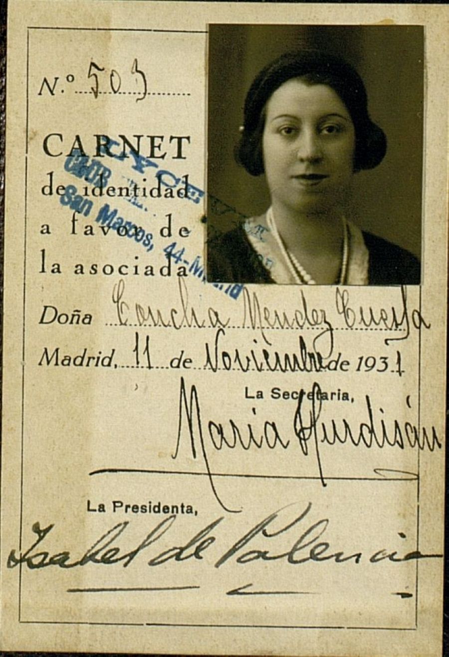 Carnet de socia de Concha Méndez