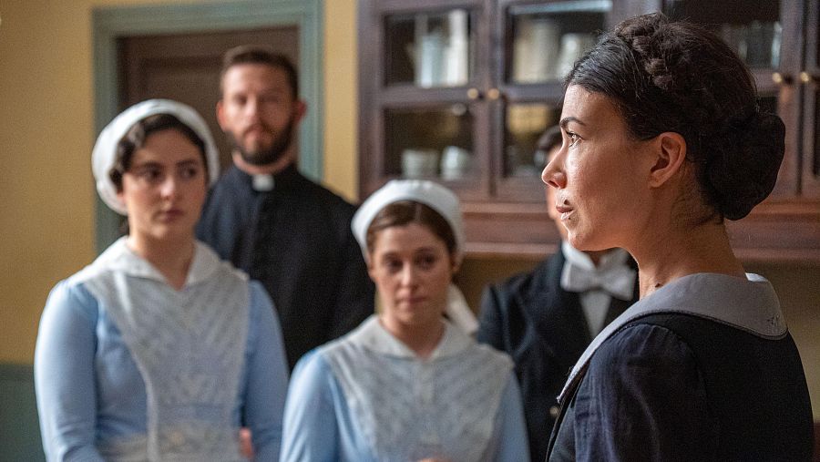 La Promesa: Teresa revela a todo el servicio que Marcelo es su hermano