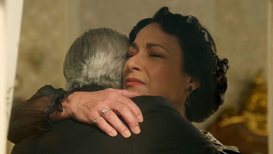 La Promesa: Leocadia confiesa sus sentimientos a Cristóbal