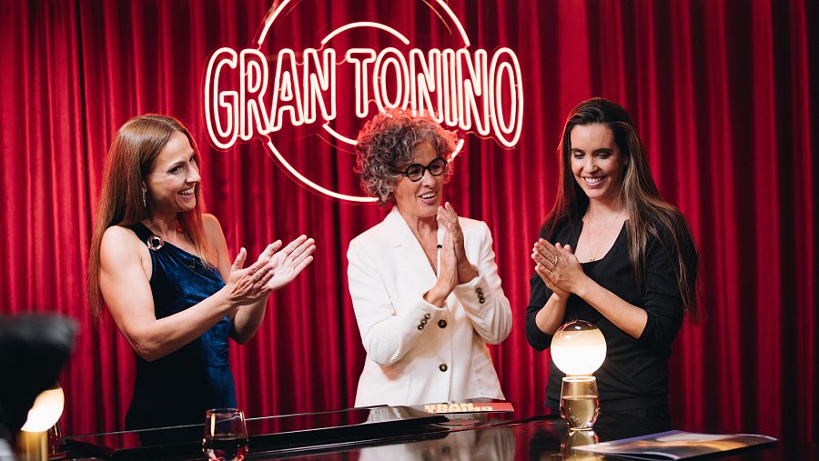 Ona Carbonell, nedadora: “Criar i educar és la feina més difícil que he fet mai”