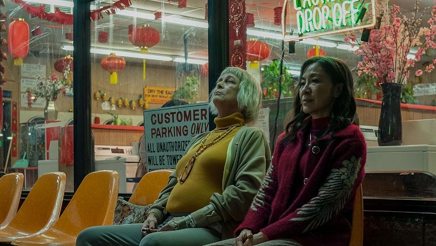 'Todo a la vez en todas partes'