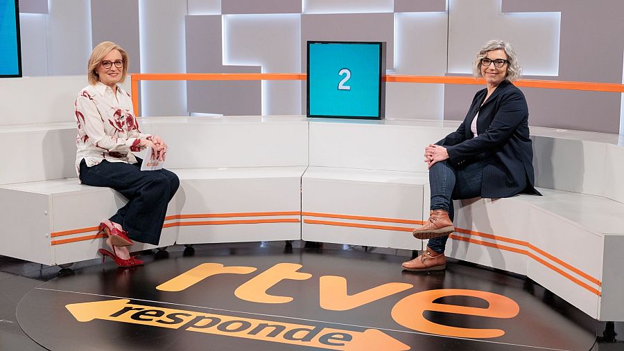 Carolina Pecharromán con Beatrzi Ariño, también en 'RTVE Responde'