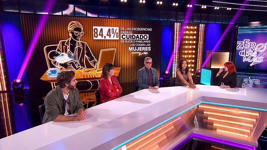 Marc Clotet, Mabel Lozano y Boris Izaguirre, junto a Marina Rivers y Loles León