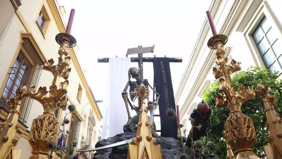 El Triunfo de la Santa Cruz de Sevilla