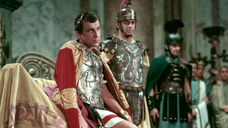 'La túnica sagrada', la película que convertía al espectador en actor