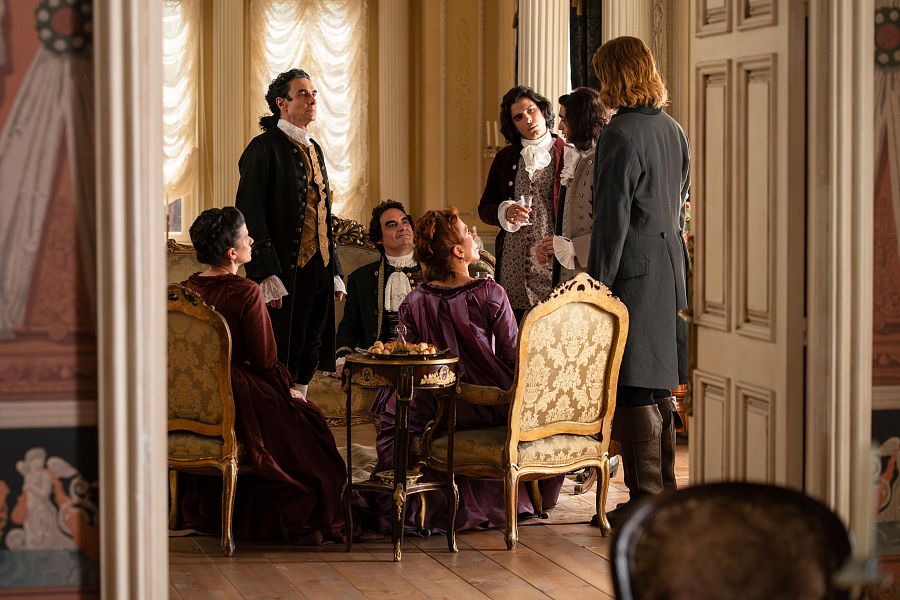 Dámaso enfrenta a don Hernando en público