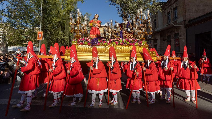 Paso de la Samaritana del escultor Roque López, de la Real Archicofradía de la Preciosísima Sangre de Nuestro Señor Jesuscristo de Murcia
