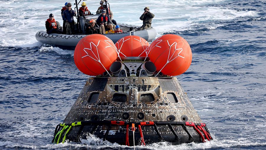 Artemis II afronta su maniobra más arriesgada.