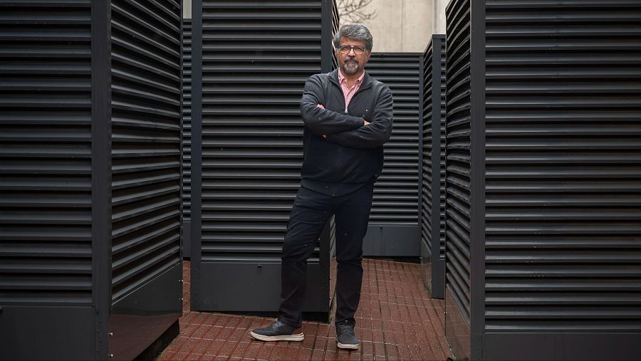 L'historiador Genís Roca considera que la societat europea no està preparada per dominar l'IA.