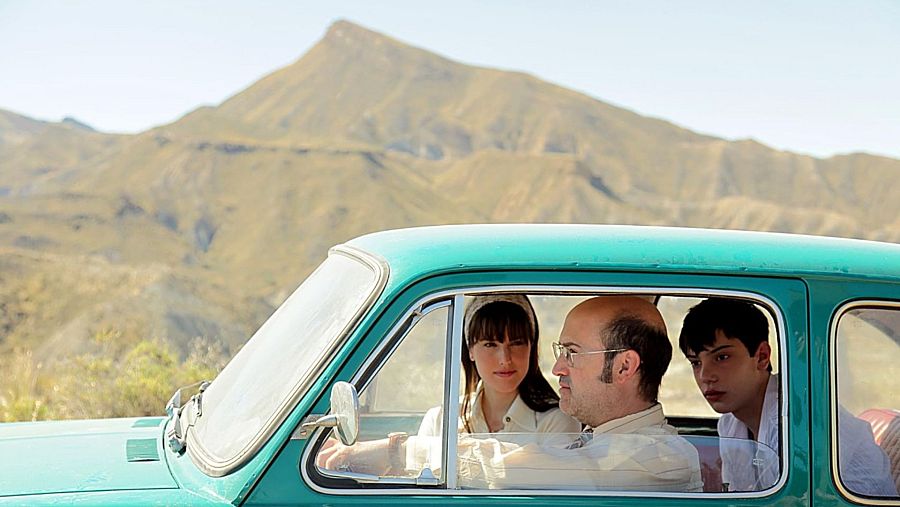 'Vivir es fácil con los ojos cerrados'