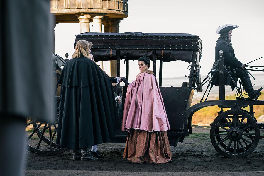 Dámaso y Victoria abandonan el valle