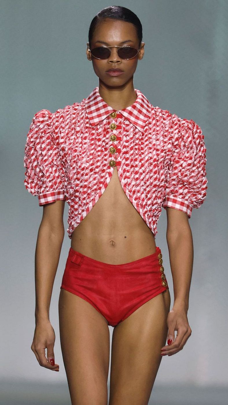 Desfile de Victor Von Schwarz en 080 Barcelona Fashion