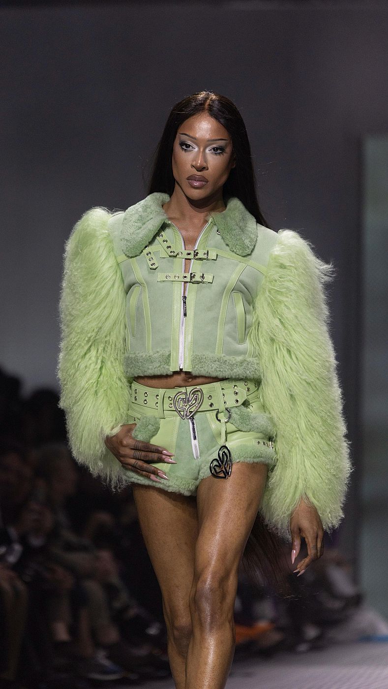 Desfile de Dominnico en 080 Barcelona Fashion