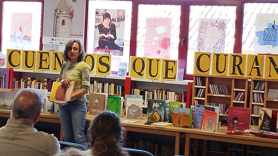 'Cuentos que curan', la iniciativa de la biblioteca pública Cervantes de Munera