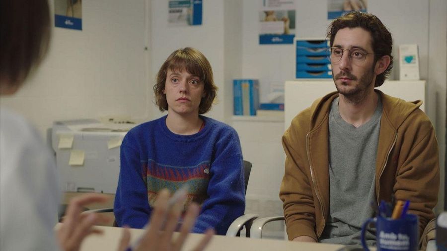 María Rodríguez Soto y Enric Auquer en 'Mamífera'