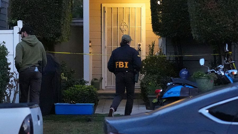 Agentes del FBI acordonan el domicilio de Colen Allen, el principal sospechoso