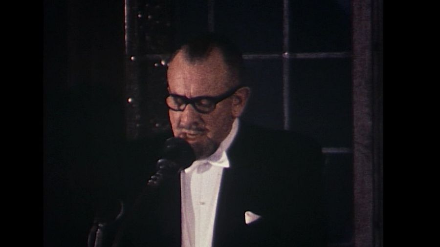 Steinbeck recoge el Nobel de Literatura en 1962
