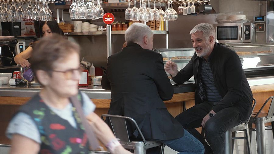 L'actor Adrià Collado assegura que veia la sèrie 'Friends' mentre rodava 'Aquí No Hay Quien Viva'