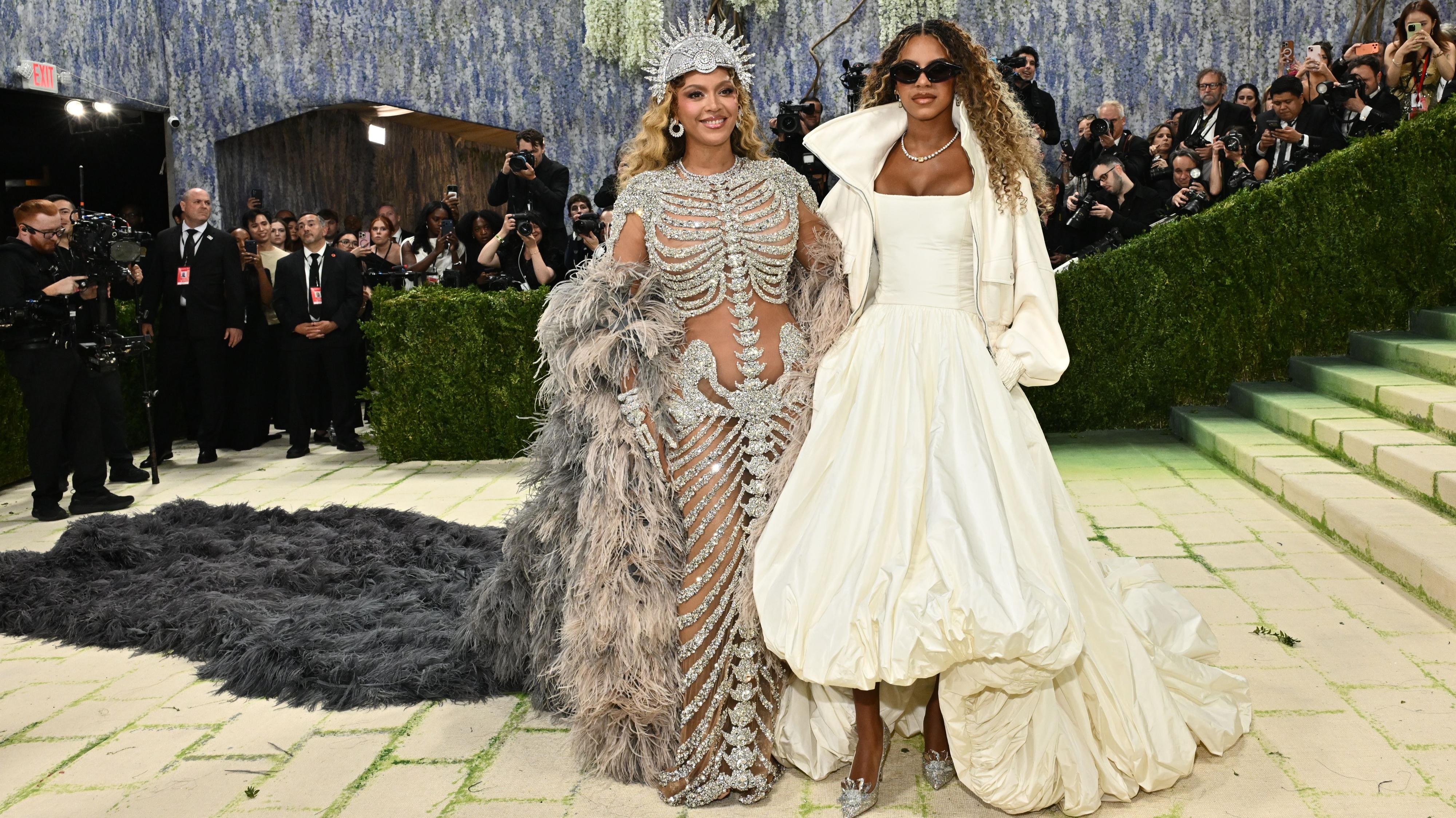 Beyoncé regresa a la MET Gala 2026 como anfitriona en medio de la polémica por Jeff Bezos — image 5
